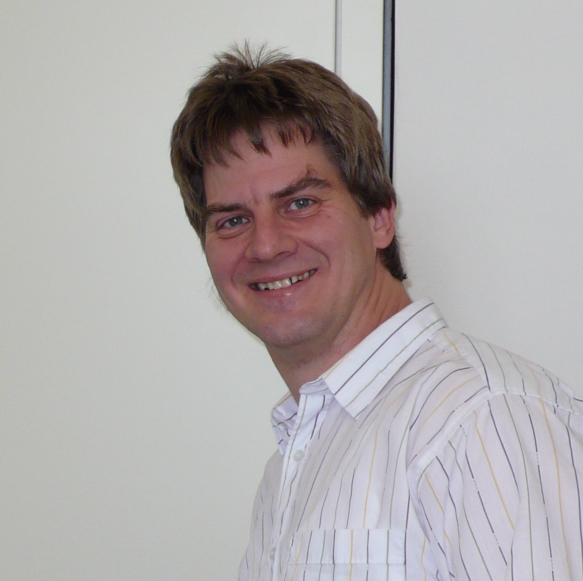 Foto von Prof. Dr.-Ing. Thomas Bindel